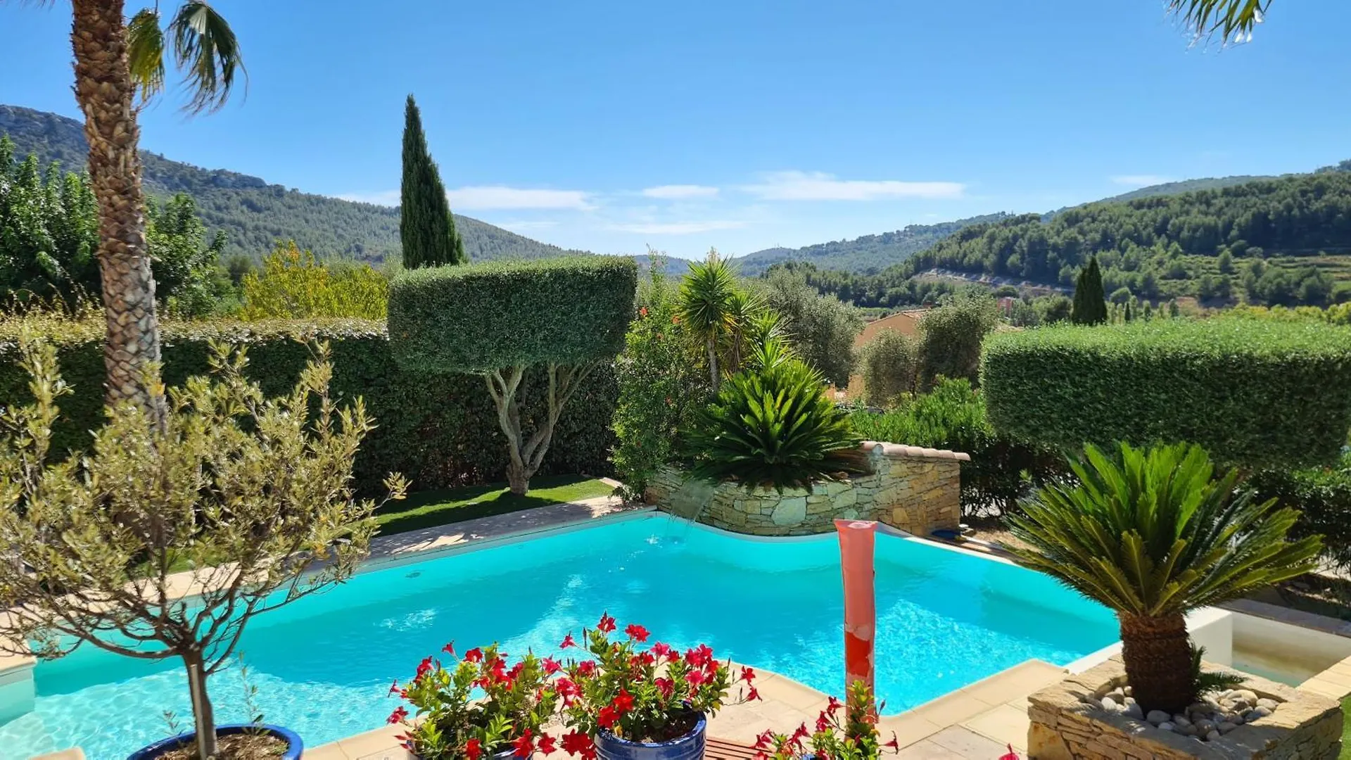 Bed and Breakfast La Cigale Sous L'Olivier Ле-Кастелле Отель типа 