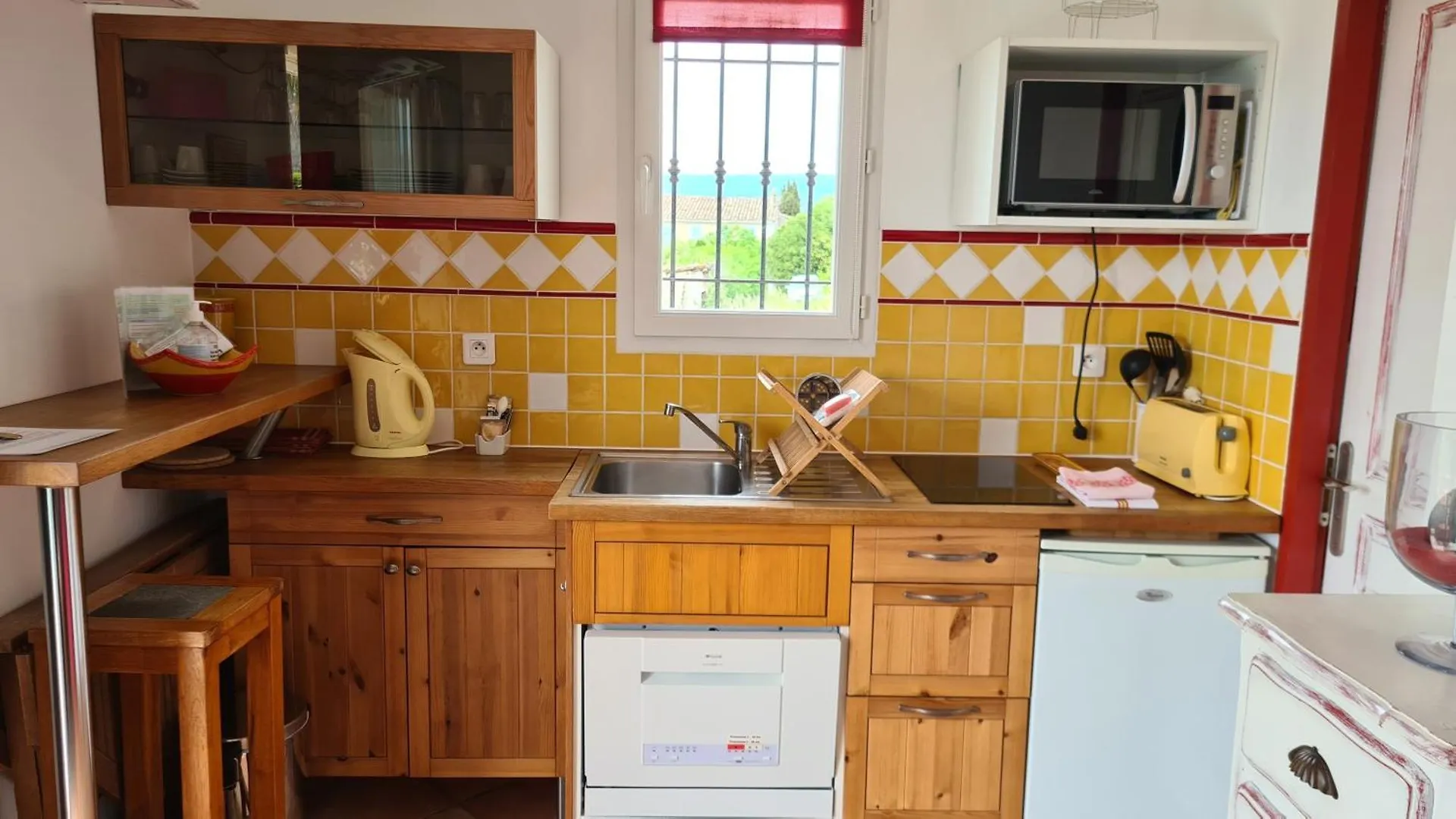 La Cigale Sous L'Olivier Bed & Breakfast Le Castellet